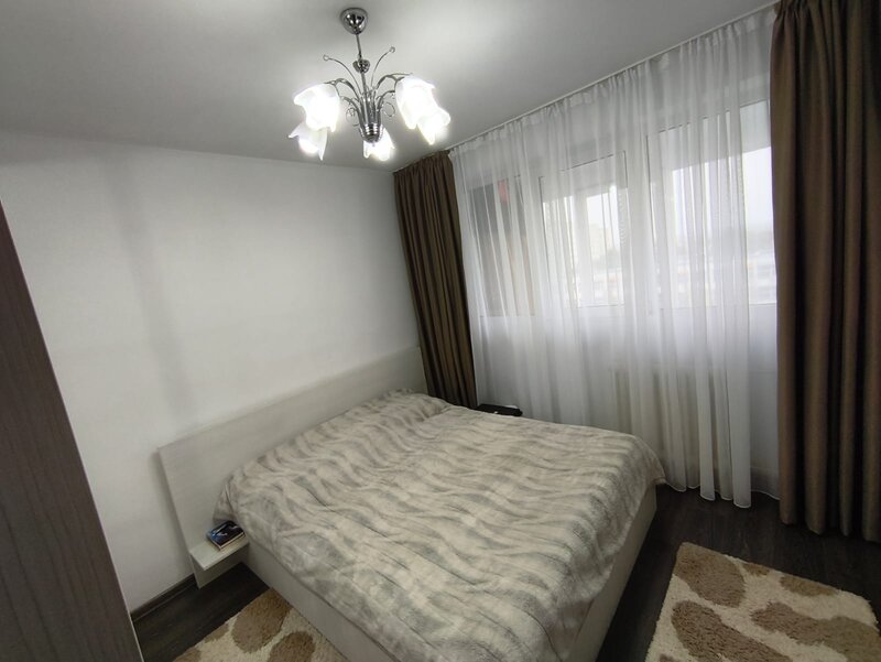 Pantelimon  3 camere decomandat mobilat & utilat 70mp